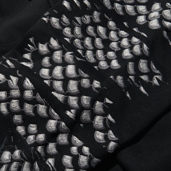 Smokerise Black Dragon Embroidered Hoodie🐉🖤 - Picture 4 of 5